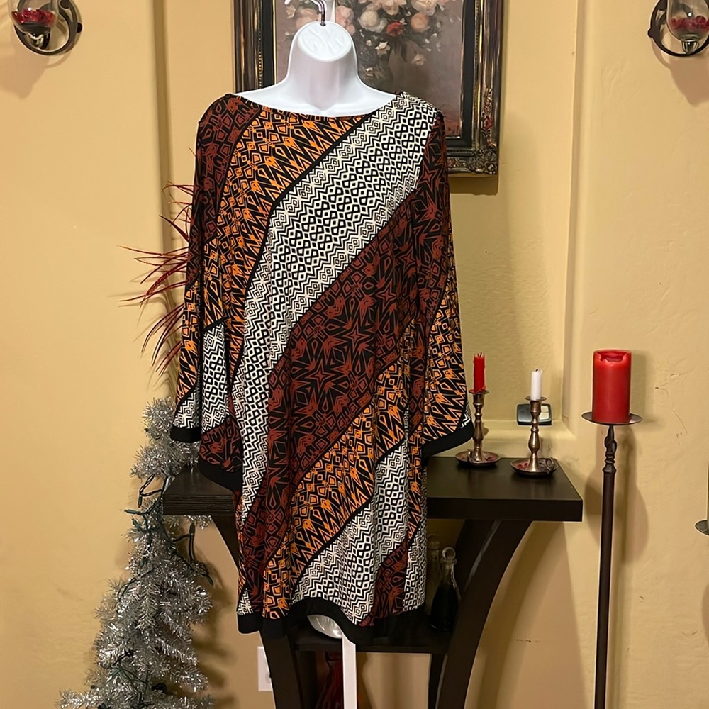 Emma & Michele Rust, Black & Cream Geometric Long Sleeve Dress